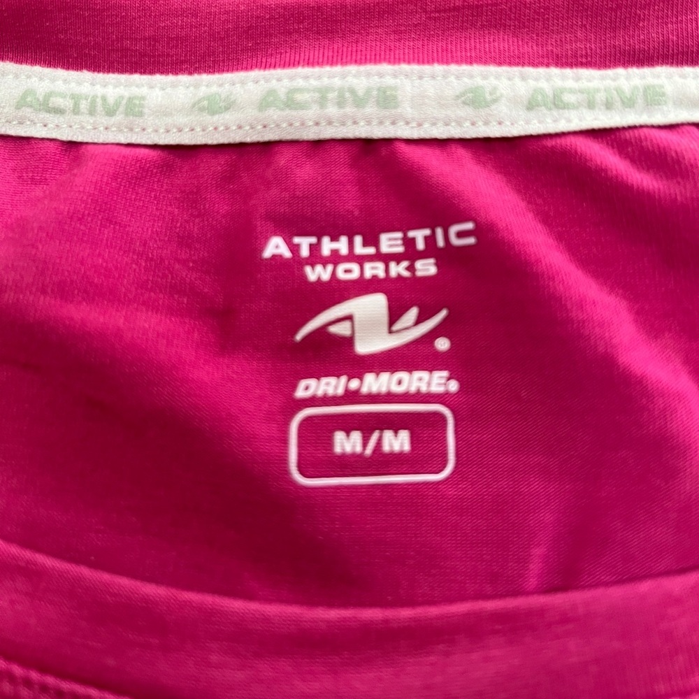 Athletic Works basic cropped T-SHIRT size medium - Picture 6 of 6